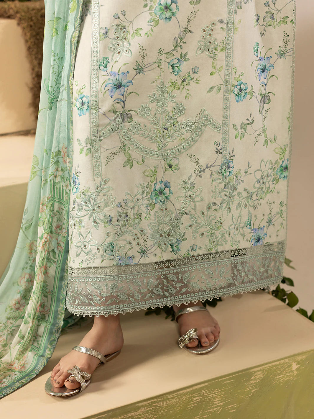 EC - 05 - Ellena by Celts