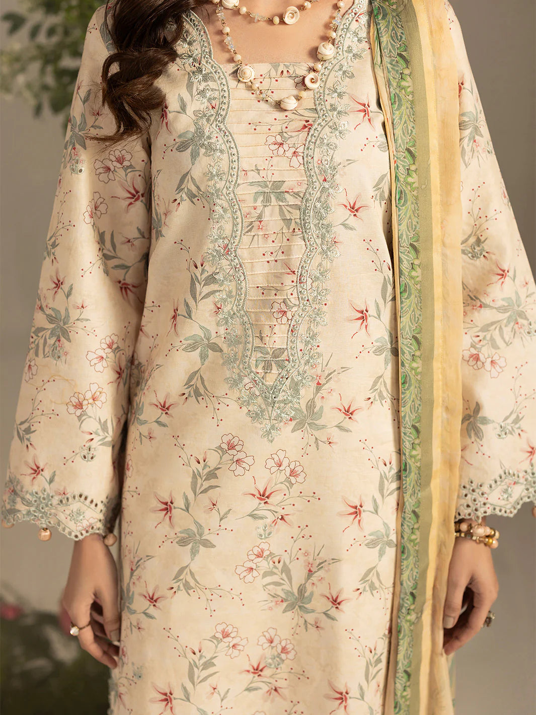 EC - 06 - Ellena by Celts