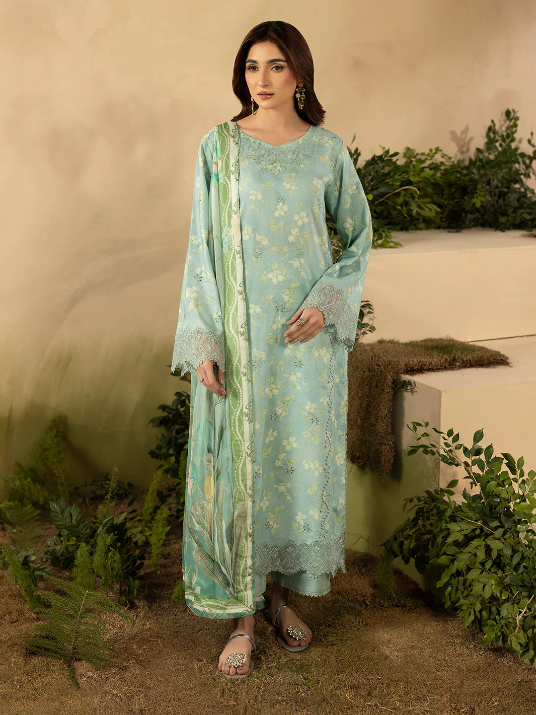 EC - 07 - Ellena by Celts