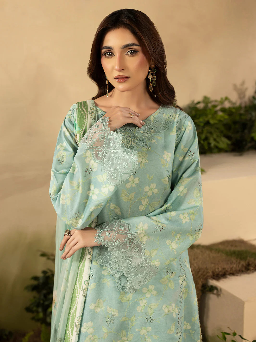 EC - 07 - Ellena by Celts