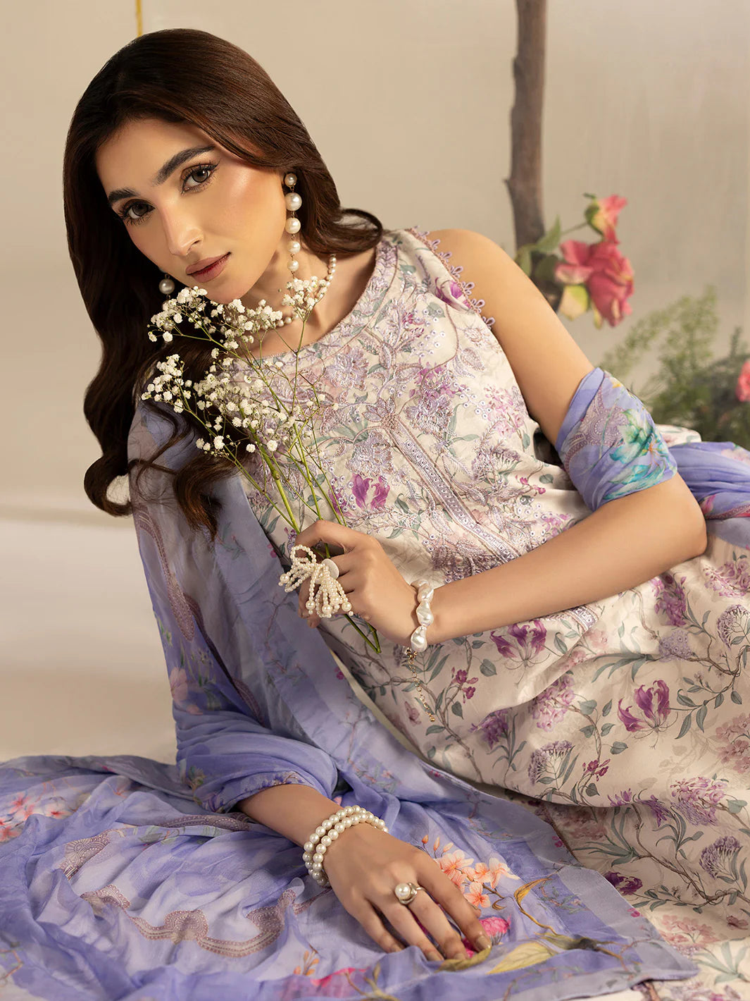 EC - 08 - Ellena by Celts