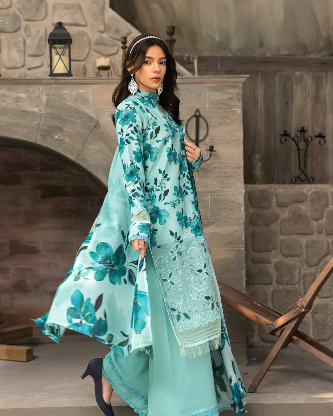 Design - 03 - Sanam Saeed