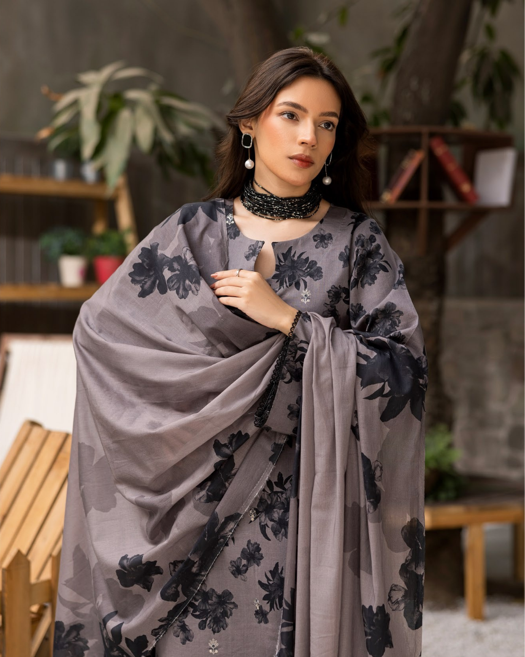 Design - 05 - Sanam Saeed