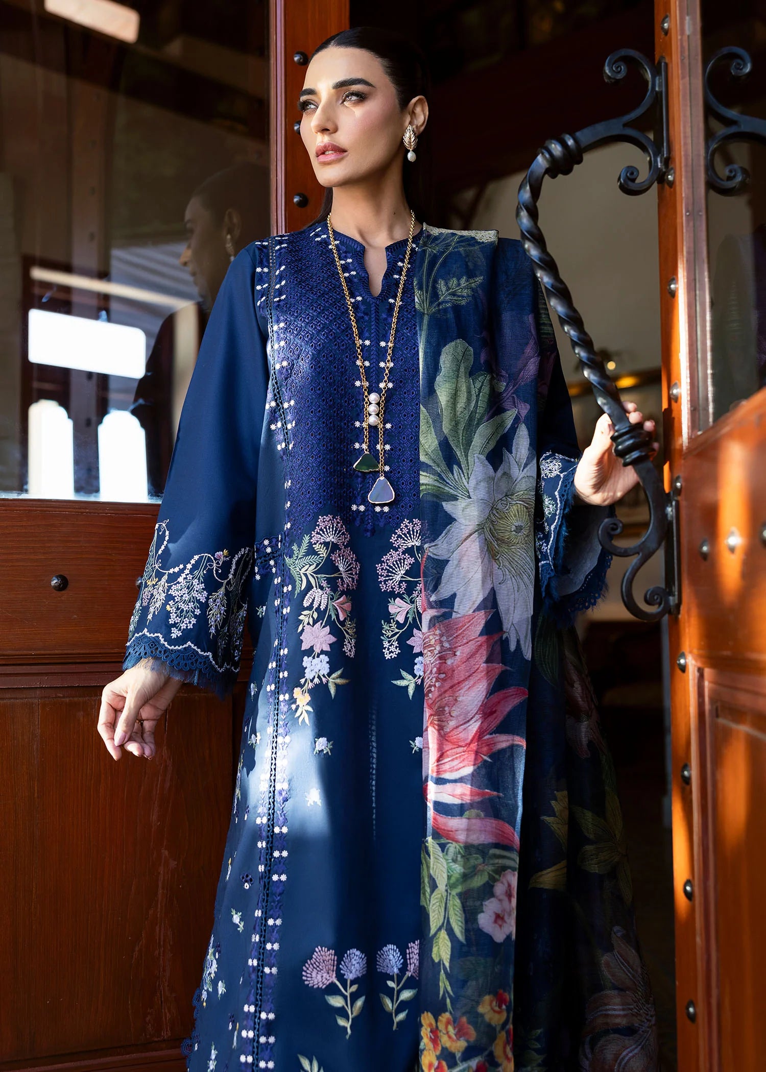 HANGING GARDENS 2-B - Saira Shakira