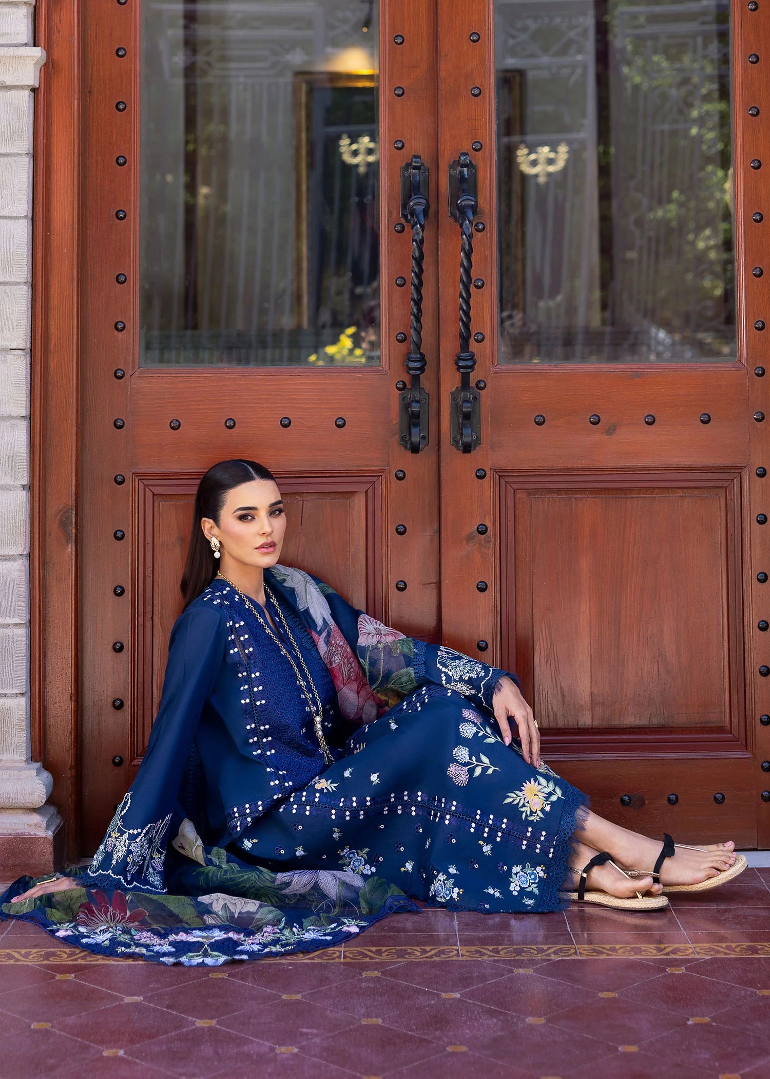 HANGING GARDENS 2-B - Saira Shakira