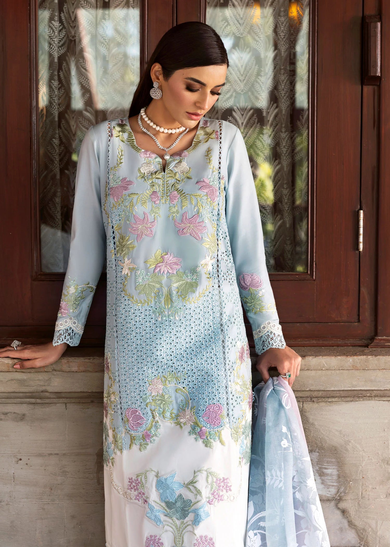 LOTUS REVERIE 4-B - Saira Shakira