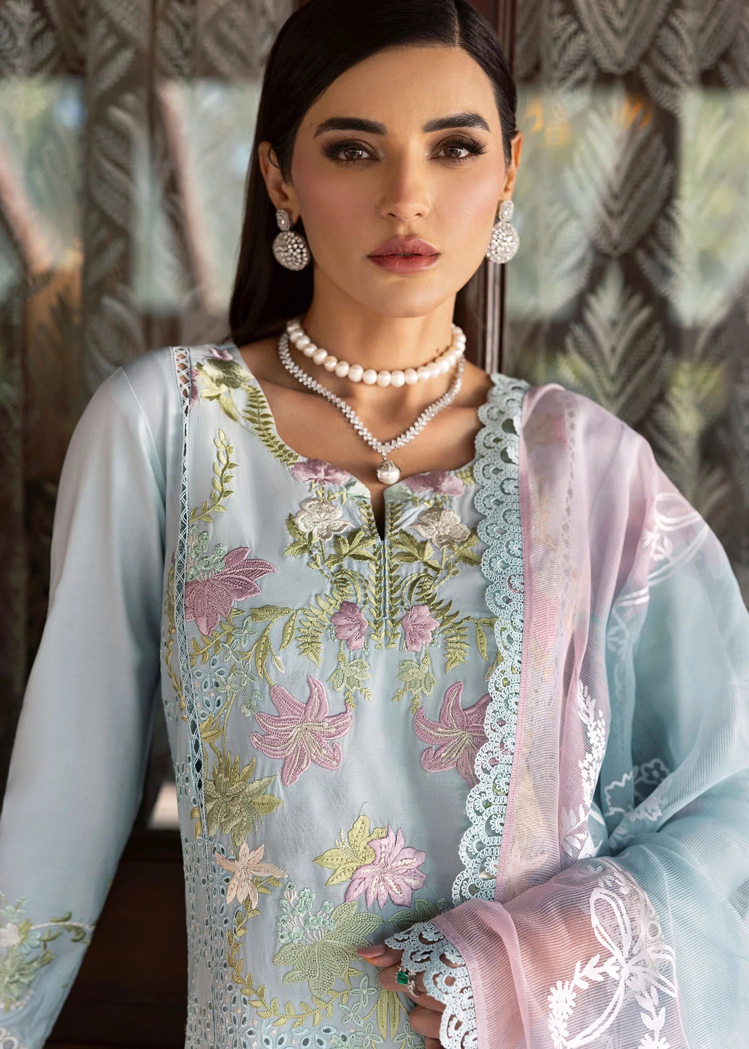 LOTUS REVERIE 4-B - Saira Shakira