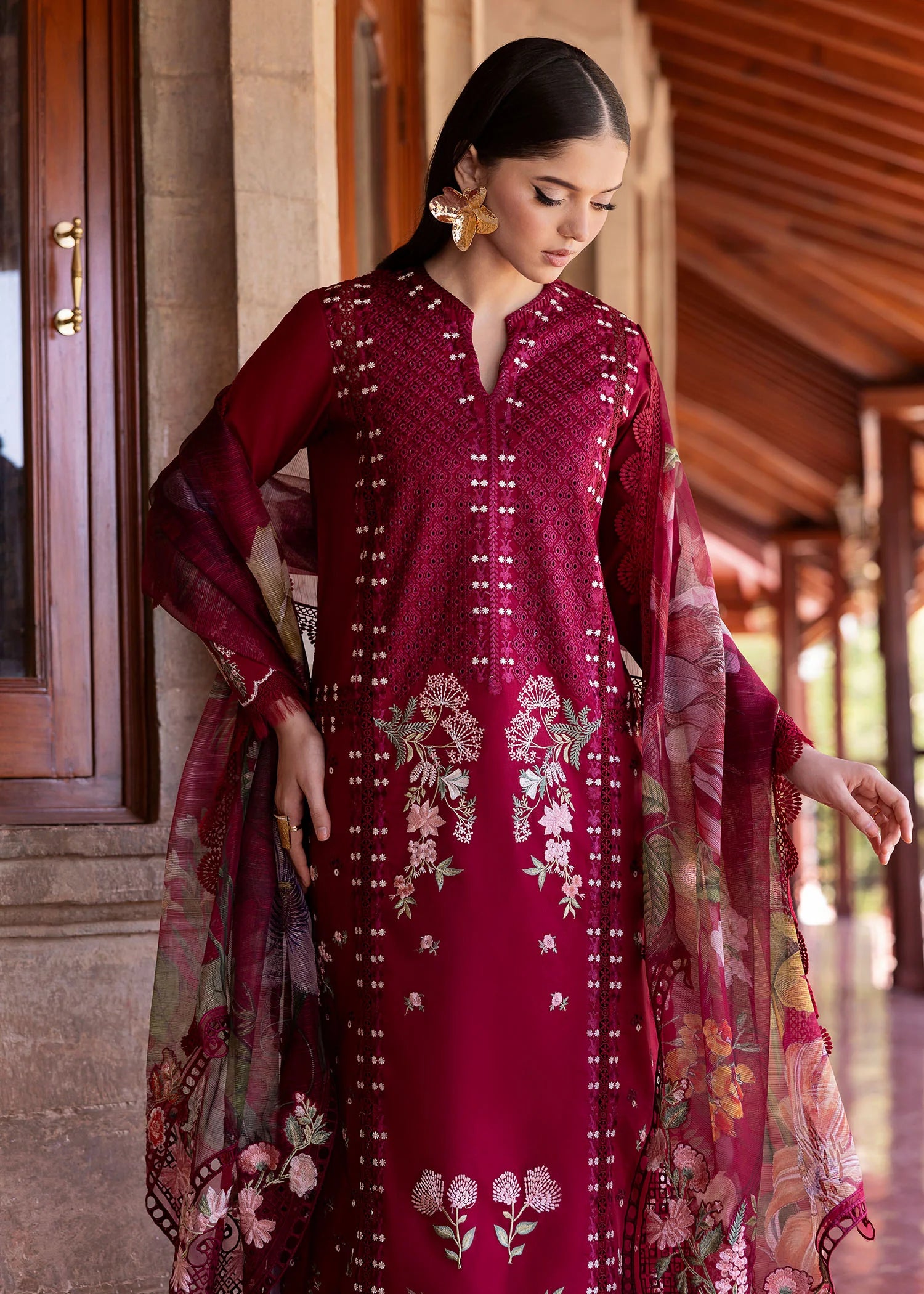 HANGING GARDENS 2-A - Saira Shakira