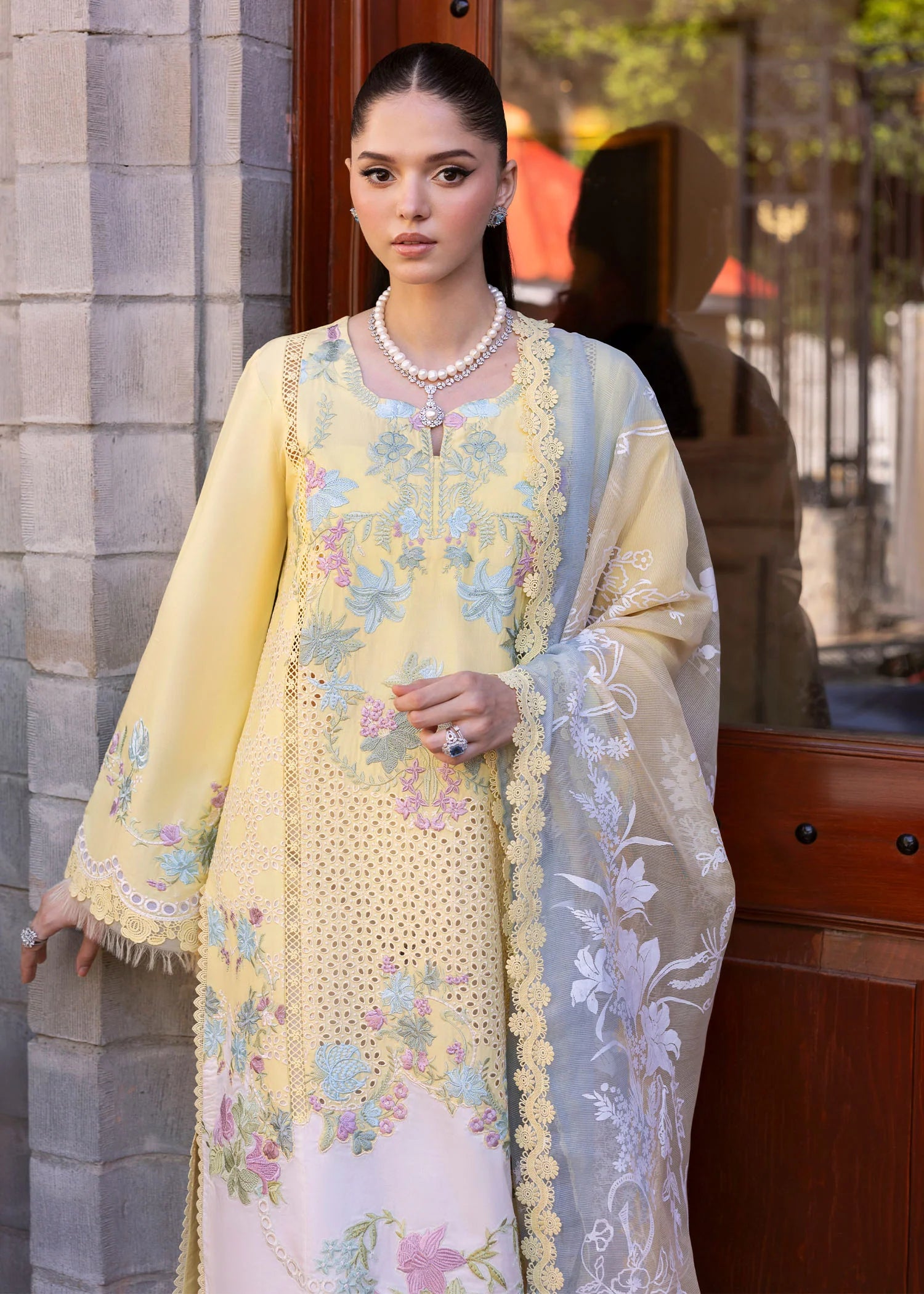 LOTUS REVERIE 4-A - Saira Shakira