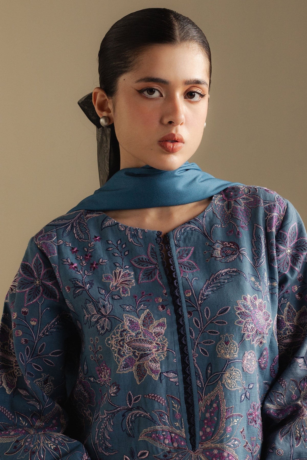 Mist-2B - Zara Shah Jahan