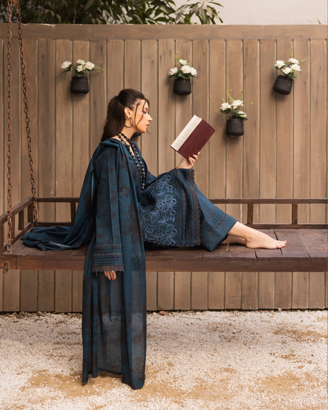 Design - 09 - Sanam Saeed