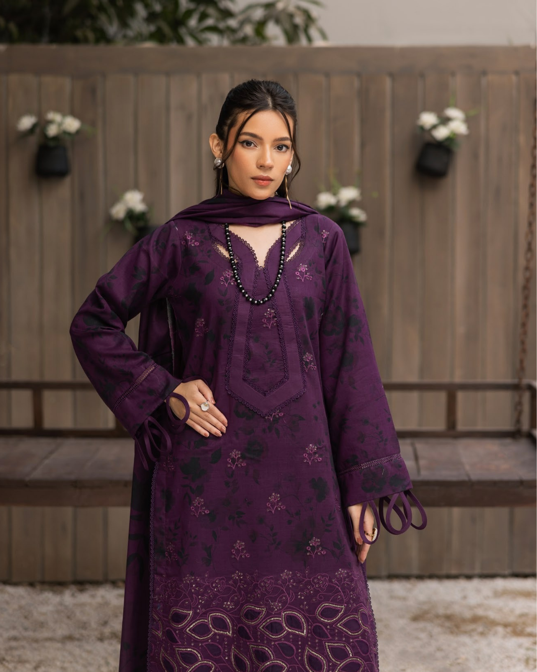 Design - 10 - Sanam Saeed