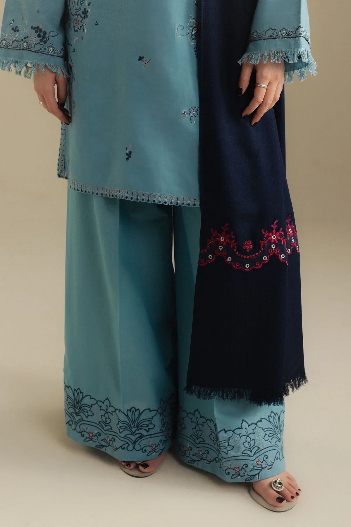 Laurel-9B - Zara Shah Jahan