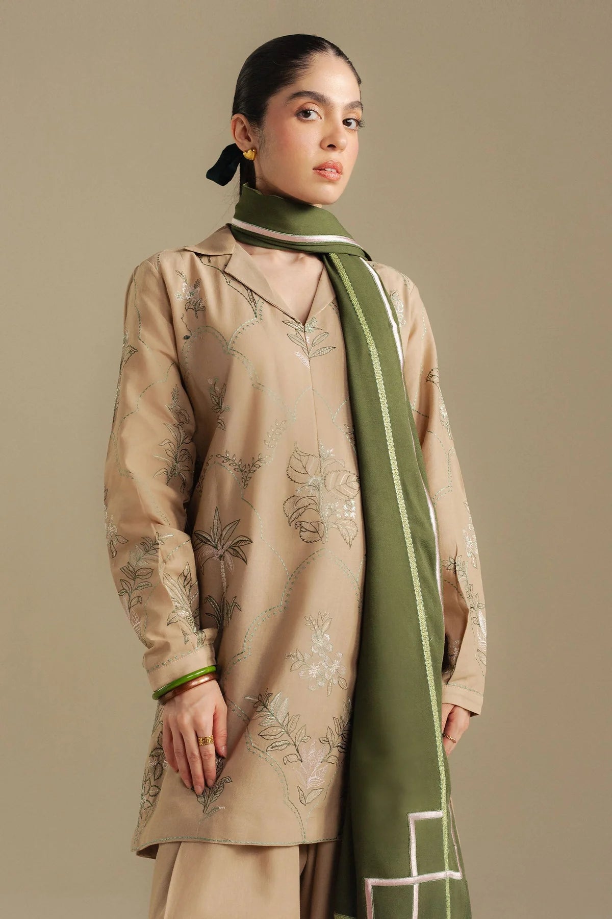 Amber-1A - Zara Shah Jahan