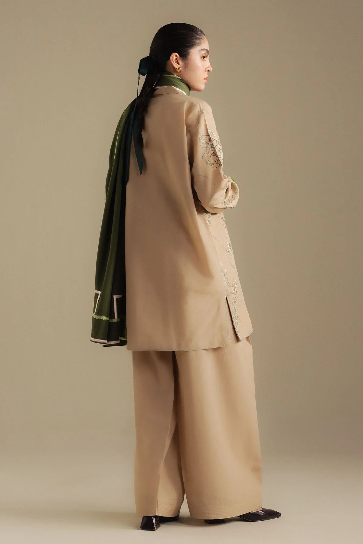 Amber-1A - Zara Shah Jahan