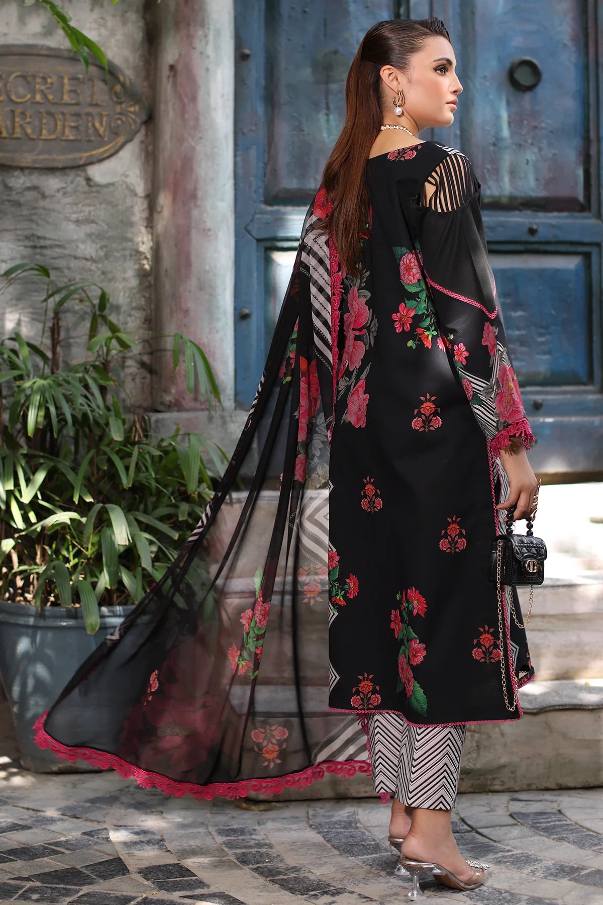 3-PC Unstitched Printed Lawn Collection CP5-01 - CHARIZMA