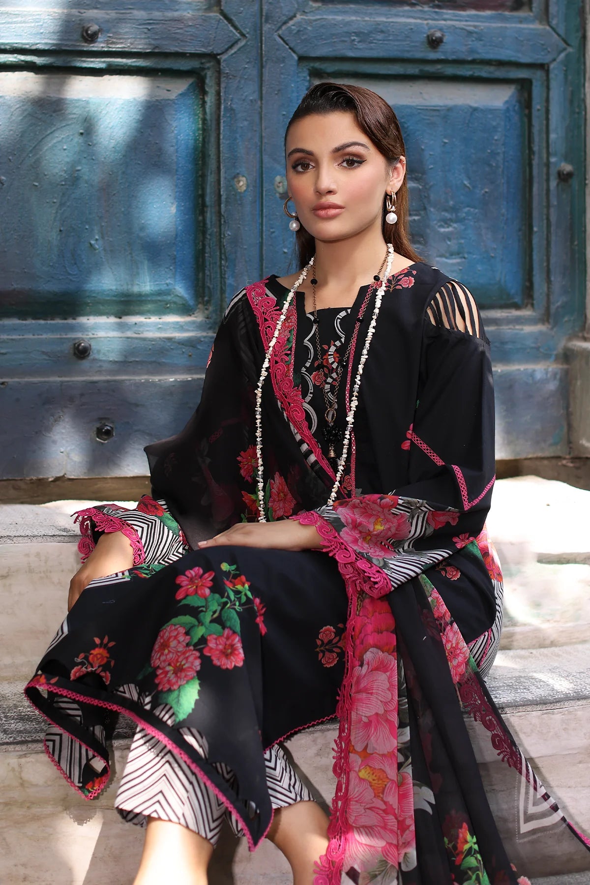 3-PC Unstitched Printed Lawn Collection CP5-01 - CHARIZMA