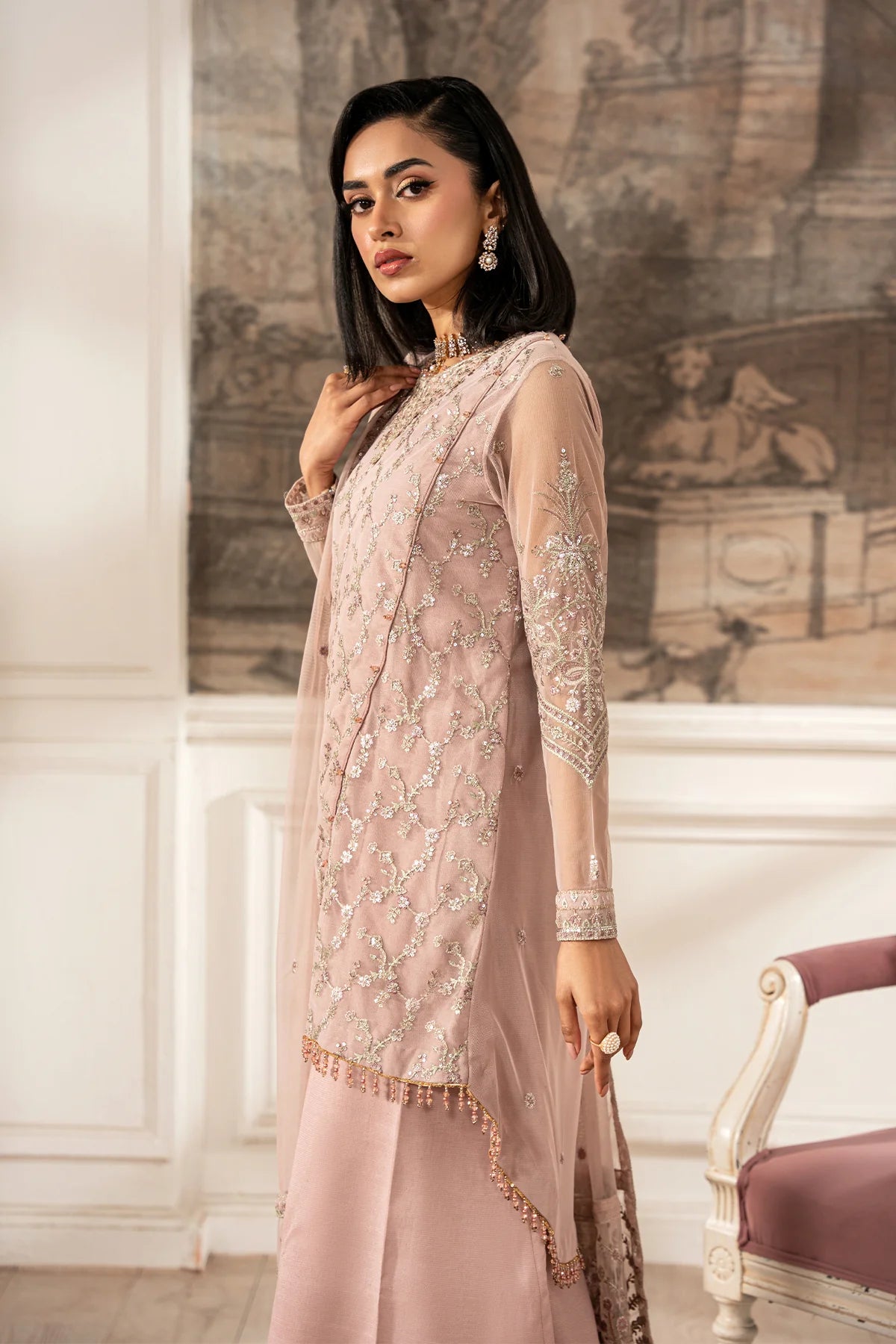 ZFE-03 VIVIAN - Zarif